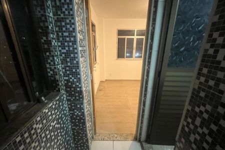Corredor de casa para alugar com 2 quartos, 4m² em Jardim Vinte E Cinco de Agosto, Duque de Caxias