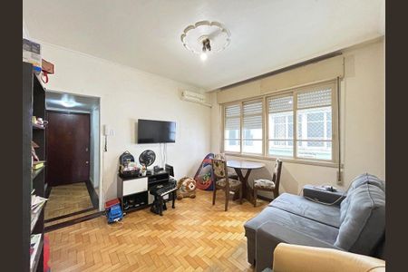 Sala de apartamento para alugar com 2 quartos, 49m² em Menino Deus, Porto Alegre