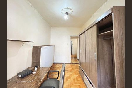 Quarto 1 de apartamento para alugar com 2 quartos, 49m² em Menino Deus, Porto Alegre