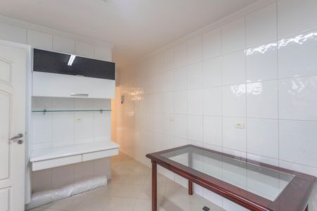 Casa à venda com 160m², 3 quartos e 2 vagas Casa à venda com 160m², 3 quartos e 2 vagasCozinha