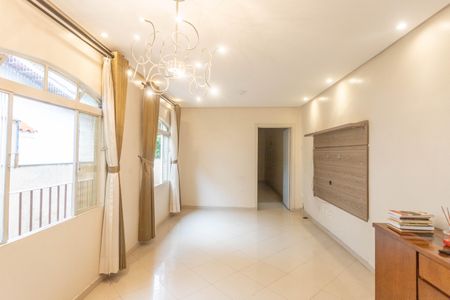 Sala  de casa à venda com 3 quartos, 160m² em Centro, Diadema