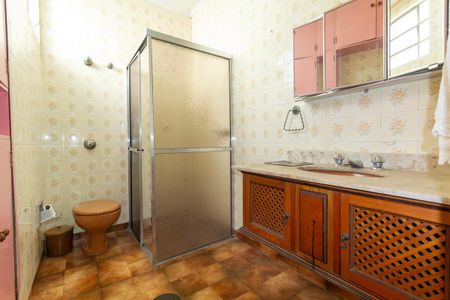 Casa para alugar com 142m², 3 quartos e 1 vaga Casa para alugar com 142m², 3 quartos e 1 vagaBanheiro 1