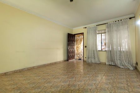 Casa para alugar com 142m², 3 quartos e 1 vaga Casa para alugar com 142m², 3 quartos e 1 vagaSala