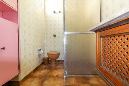 Casa para alugar com 142m², 3 quartos e 1 vaga Casa para alugar com 142m², 3 quartos e 1 vagaBanheiro 1