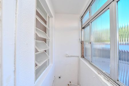 Apartamento à venda com 46m², 1 quarto e sem vagaÁrea de Serviço