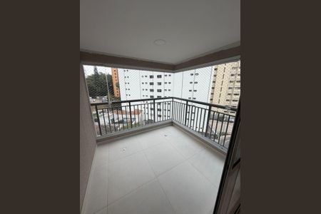 Apartamento à venda com 63m², 2 quartos e 1 vaga Apartamento à venda com 63m², 2 quartos e 1 vagaVaranda