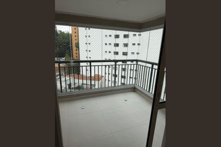 Apartamento à venda com 63m², 2 quartos e 1 vaga Apartamento à venda com 63m², 2 quartos e 1 vagaVaranda