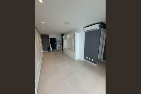 Apartamento à venda com 63m², 2 quartos e 1 vaga Apartamento à venda com 63m², 2 quartos e 1 vagaSala