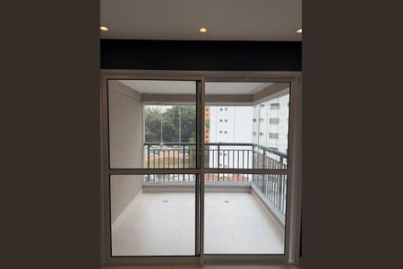 Apartamento à venda com 63m², 2 quartos e 1 vaga Apartamento à venda com 63m², 2 quartos e 1 vagaVaranda