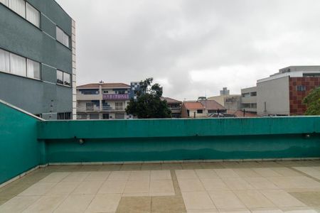 Casa para alugar com 700m², 6 quartos e 4 vagas Casa para alugar com 700m², 6 quartos e 4 vagasTerraço