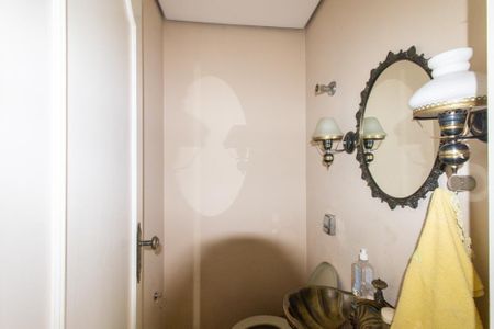 Casa para alugar com 700m², 6 quartos e 4 vagas Casa para alugar com 700m², 6 quartos e 4 vagasLavabo