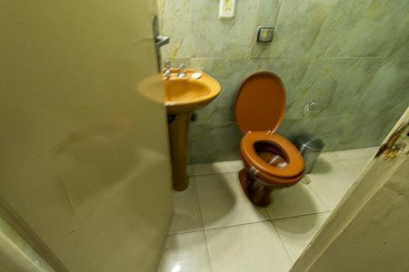 Casa para alugar com 700m², 6 quartos e 4 vagas Casa para alugar com 700m², 6 quartos e 4 vagasLavabo 2