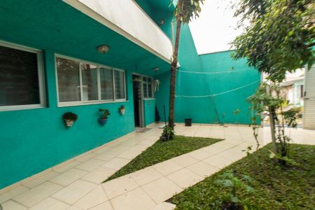 Casa para alugar com 700m², 6 quartos e 4 vagas Casa para alugar com 700m², 6 quartos e 4 vagasQuintal