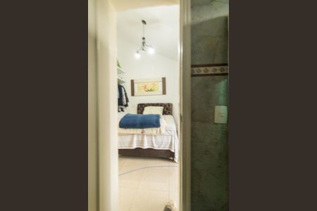 Casa para alugar com 700m², 6 quartos e 4 vagas Casa para alugar com 700m², 6 quartos e 4 vagasBanheiro da Suíte 1