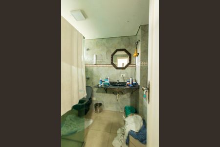 Casa para alugar com 700m², 6 quartos e 4 vagas Casa para alugar com 700m², 6 quartos e 4 vagasBanheiro da Suíte 1