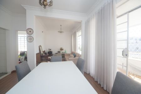 Apartamento à venda com 280m², 3 quartos e 2 vagassala