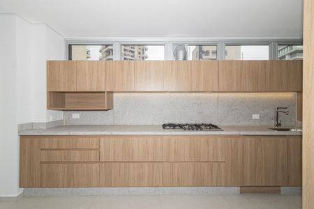 Cozinha de apartamento para alugar com 1 quarto, 78m² em Itaim Bibi, São Paulo