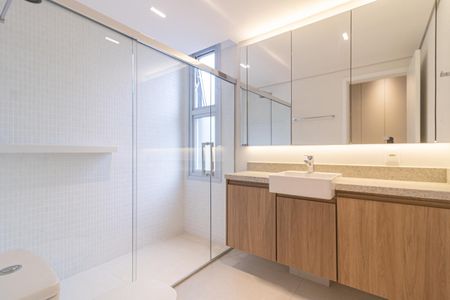 Apartamento para alugar com 78m², 1 quarto e 1 vaga Apartamento para alugar com 78m², 1 quarto e 1 vagaBanheiro da Suíte
