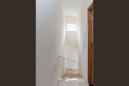 Casa à venda com 118m², 3 quartos e 3 vagas Casa à venda com 118m², 3 quartos e 3 vagasCorredor