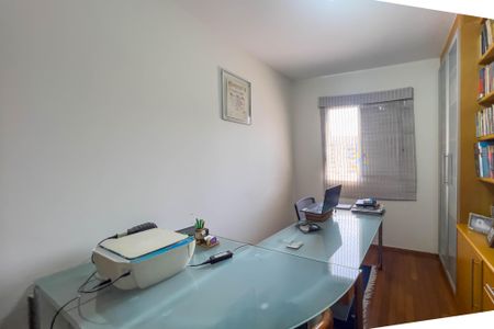Apartamento à venda com 86m², 3 quartos e 1 vagaQuarto 2