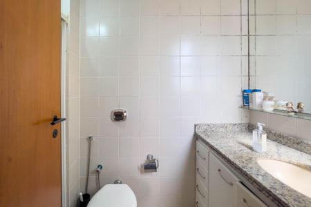 Apartamento à venda com 86m², 3 quartos e 1 vagaBanheiro do quarto 1