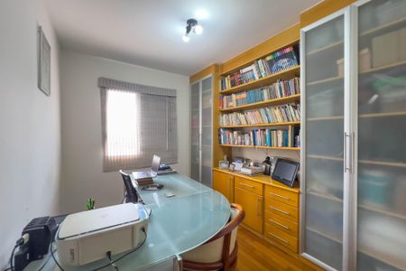 Apartamento à venda com 86m², 3 quartos e 1 vagaQuarto 2