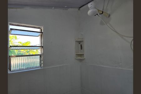 Casa para alugar com 50m², 1 quarto e sem vaga Casa para alugar com 50m², 1 quarto e sem vagaBanheiro Social