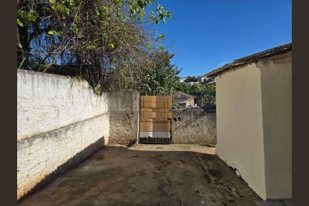 Casa para alugar com 50m², 1 quarto e sem vaga Casa para alugar com 50m², 1 quarto e sem vagaArea de Serviço e Quintal