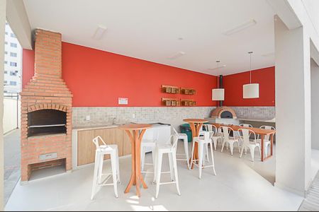 Apartamento para alugar com 40m², 2 quartos e sem vagaÁrea comum - Churrasqueira