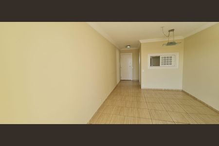 Sala de apartamento para alugar com 3 quartos, 77m² em Mansões Santo Antônio, Campinas