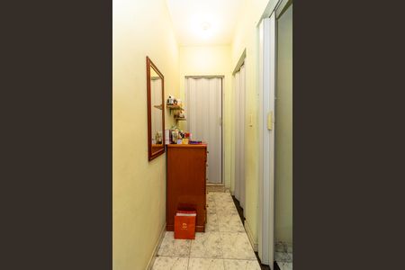 Casa à venda com 6m², 3 quartos e 2 vagasCorredor - Quartos