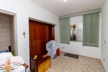 Casa à venda com 6m², 3 quartos e 2 vagasSuíte 1