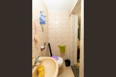 Casa à venda com 6m², 3 quartos e 2 vagasBanheiro da Suíte 1