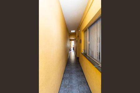 Casa à venda com 6m², 3 quartos e 2 vagasCorredor