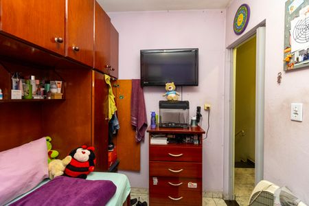 Casa à venda com 6m², 3 quartos e 2 vagasQuarto 2