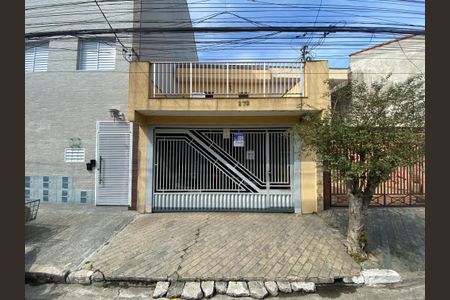 Casa à venda com 6m², 3 quartos e 2 vagasFachada