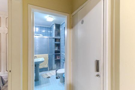 Corredor de apartamento à venda com 1 quarto, 70m² em Vila Buarque, São Paulo