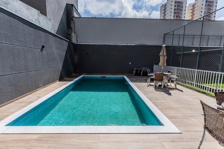 Apartamento para alugar com 17m², 1 quarto e sem vagaÁrea comum - Piscina