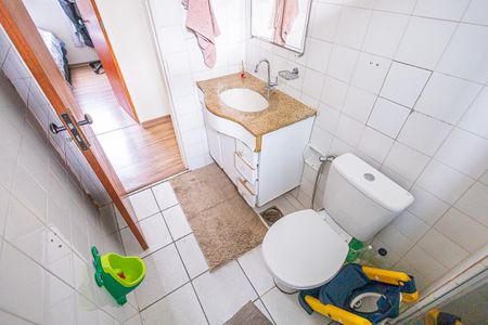 Apartamento à venda com 70m², 3 quartos e 1 vaga Apartamento à venda com 70m², 3 quartos e 1 vagaBanheiro