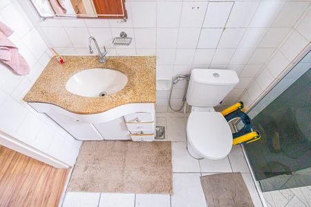 Apartamento à venda com 70m², 3 quartos e 1 vaga Apartamento à venda com 70m², 3 quartos e 1 vagaBanheiro