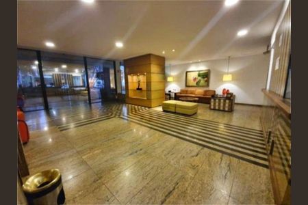 Apartamento à venda com 42m², 1 quarto e 1 vaga