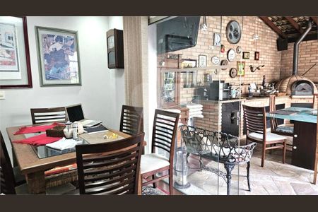 Casa de Condomínio à venda com 3 quartos, 141m² em Jardim dos Estados, São Paulo