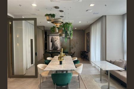Apartamento à venda com 2 quartos, 42m² em Campo Belo, São Paulo