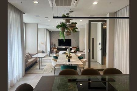 Apartamento à venda com 2 quartos, 42m² em Campo Belo, São Paulo