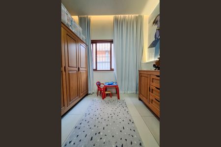 Casa para alugar com 300m², 5 quartos e 2 vagasQuarto 3