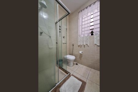 Casa para alugar com 300m², 5 quartos e 2 vagasBanheiro