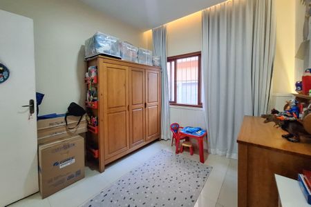 Casa para alugar com 300m², 5 quartos e 2 vagasQuarto 3