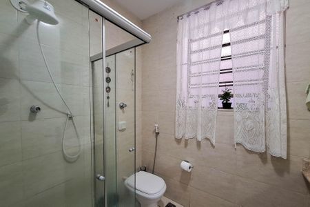Casa para alugar com 300m², 5 quartos e 2 vagasBanheiro