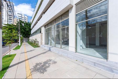 Casa à venda com 2 quartos, 70m² em Indianópolis, São Paulo