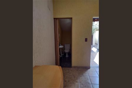 Casa à venda com 3 quartos, 180m² em Itaquera, São Paulo